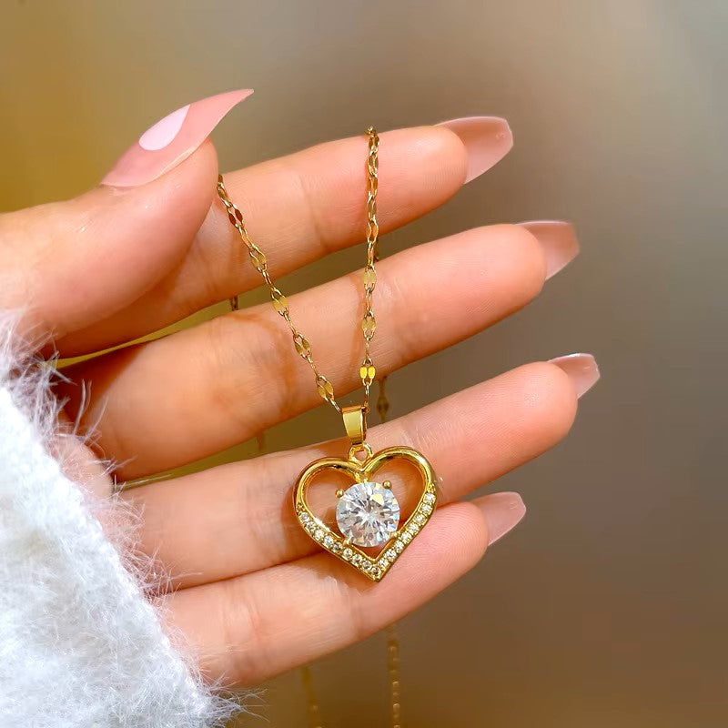 Artificial Gems Heart Pendant Necklace for women 2022 Golden Stainless Steel Lips Neck Chain Female Necklaces Jewelry for Girl Dealshavens