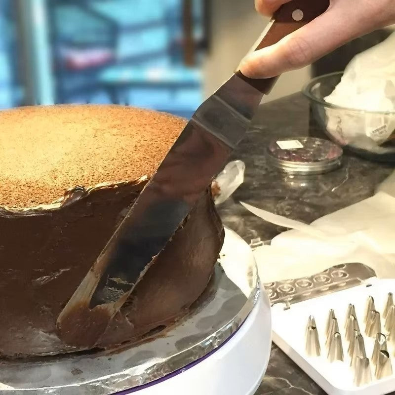 "Butter Cake Spatula – Cream Sandwich Icing Smoother"