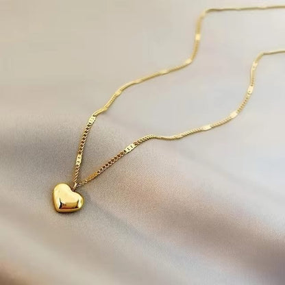 New Cross-border Couple Cavicle Chain Geometric Heart-shaped Light Luxury Temperament Simple Sweet Love Pendant Necklace Jewelry dealshavens